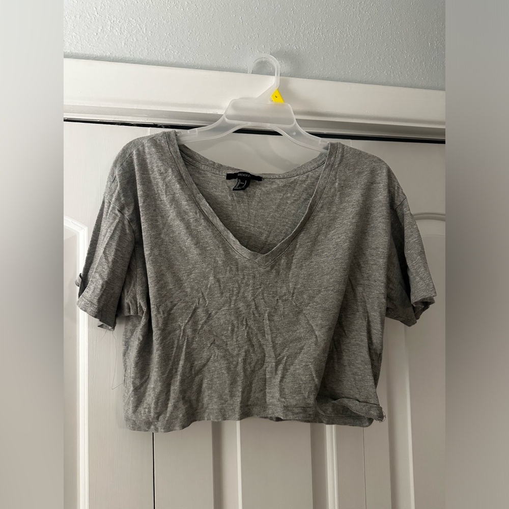 Forever 21 Cropped V Neck T Shirt
